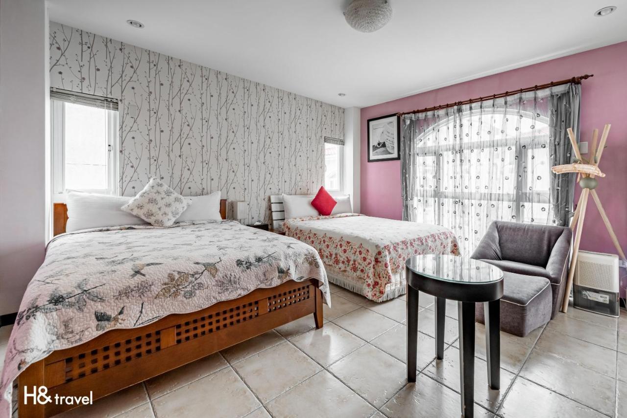 White Cotton Candy Homestay Hualien Extérieur photo