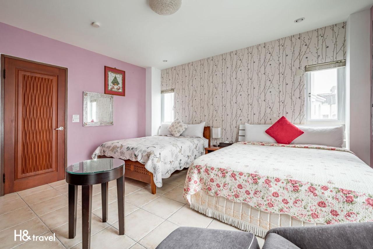 White Cotton Candy Homestay Hualien Extérieur photo